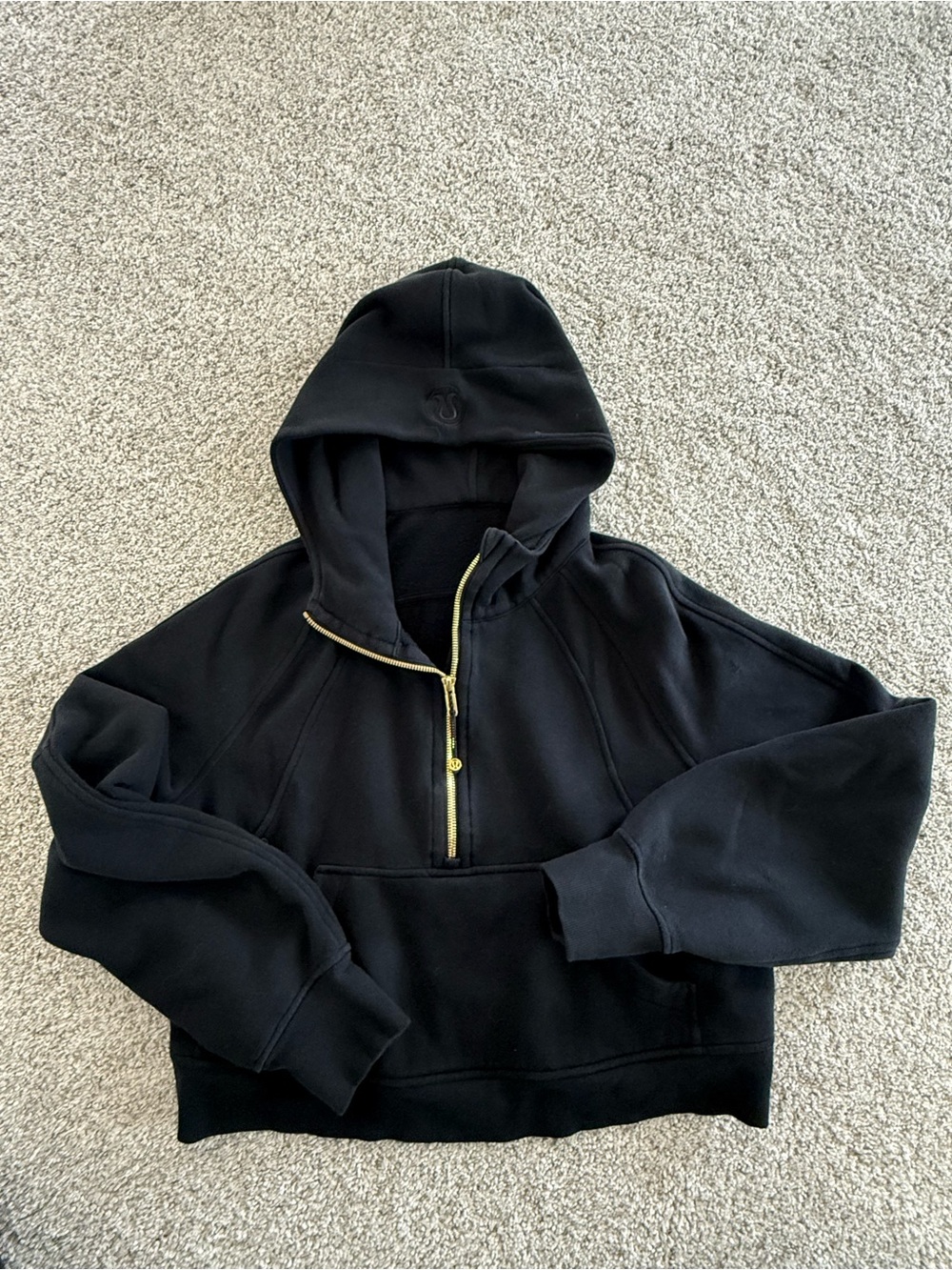 Lululemon crop scuba M/L